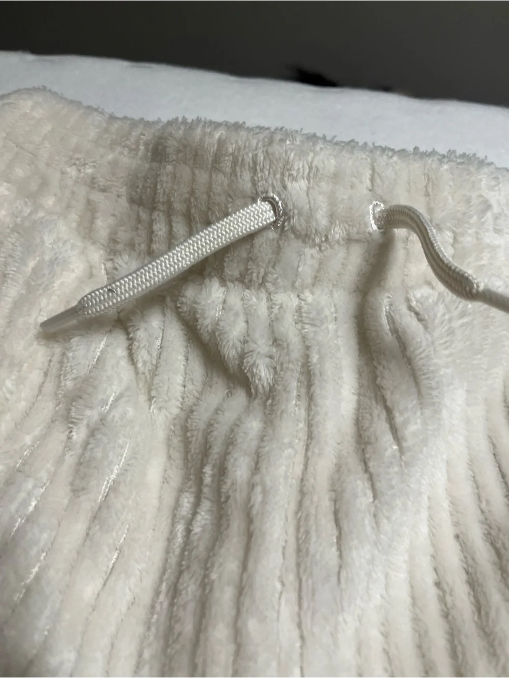 Converse Off-White Ribbed Plush Lounge Pants with Blue Logo